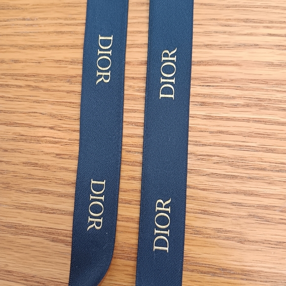 Dior Crystal-Embellished White and Gold Camera Charm - Picture 3 of 4